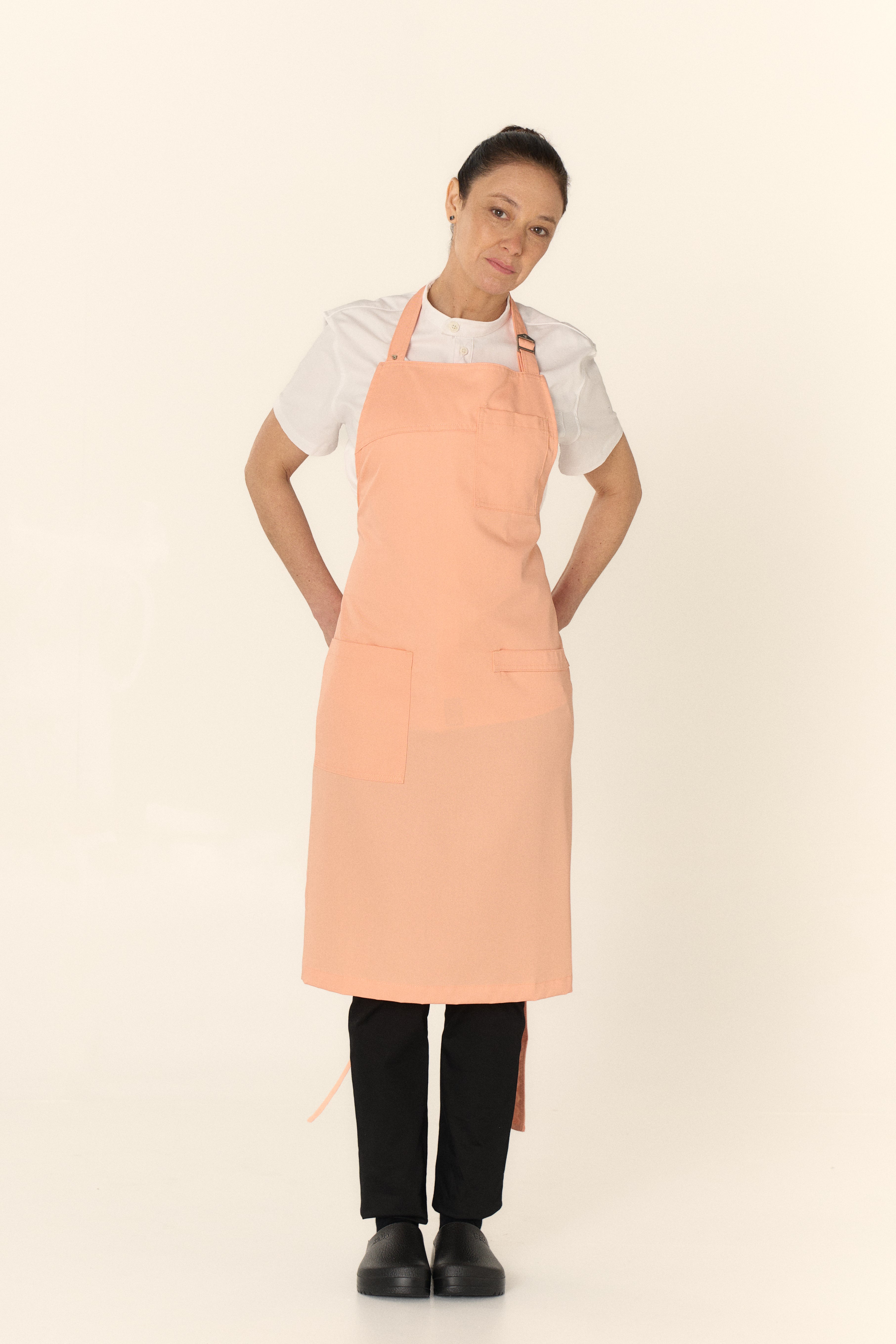 Delantal mugaritz con bolsillo