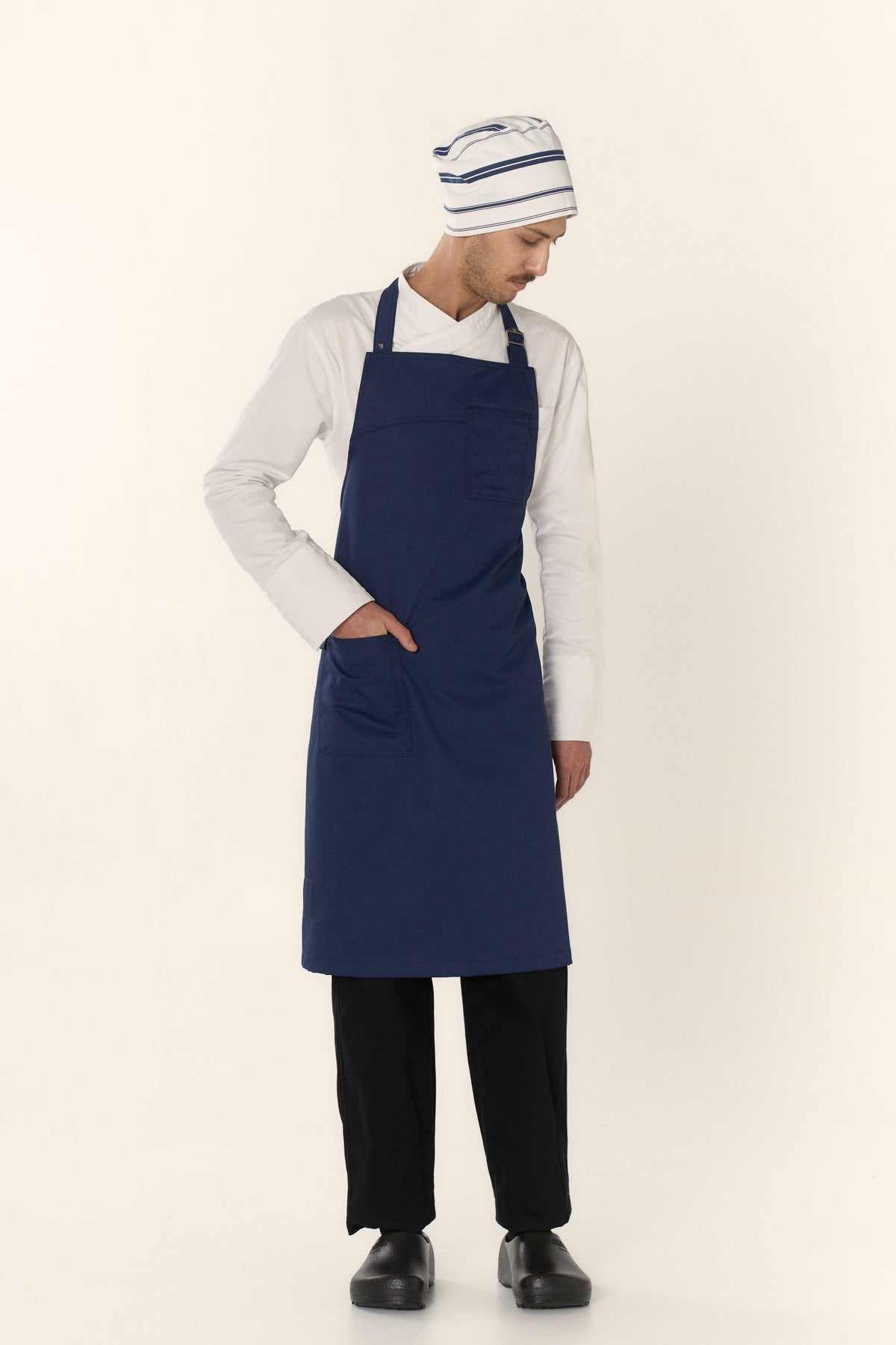 Delantal mugaritz con bolsillo
