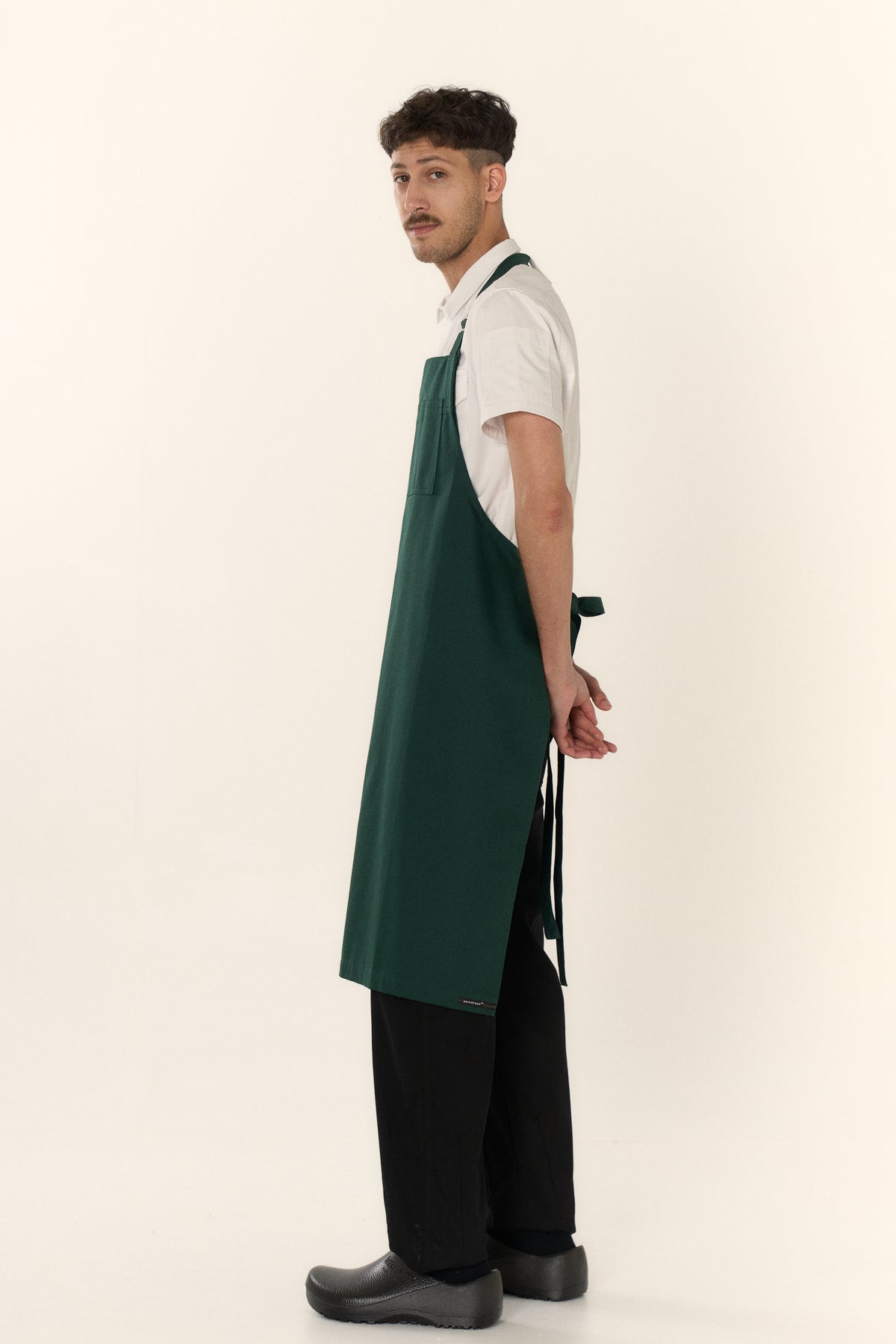 Delantal mugaritz con bolsillo