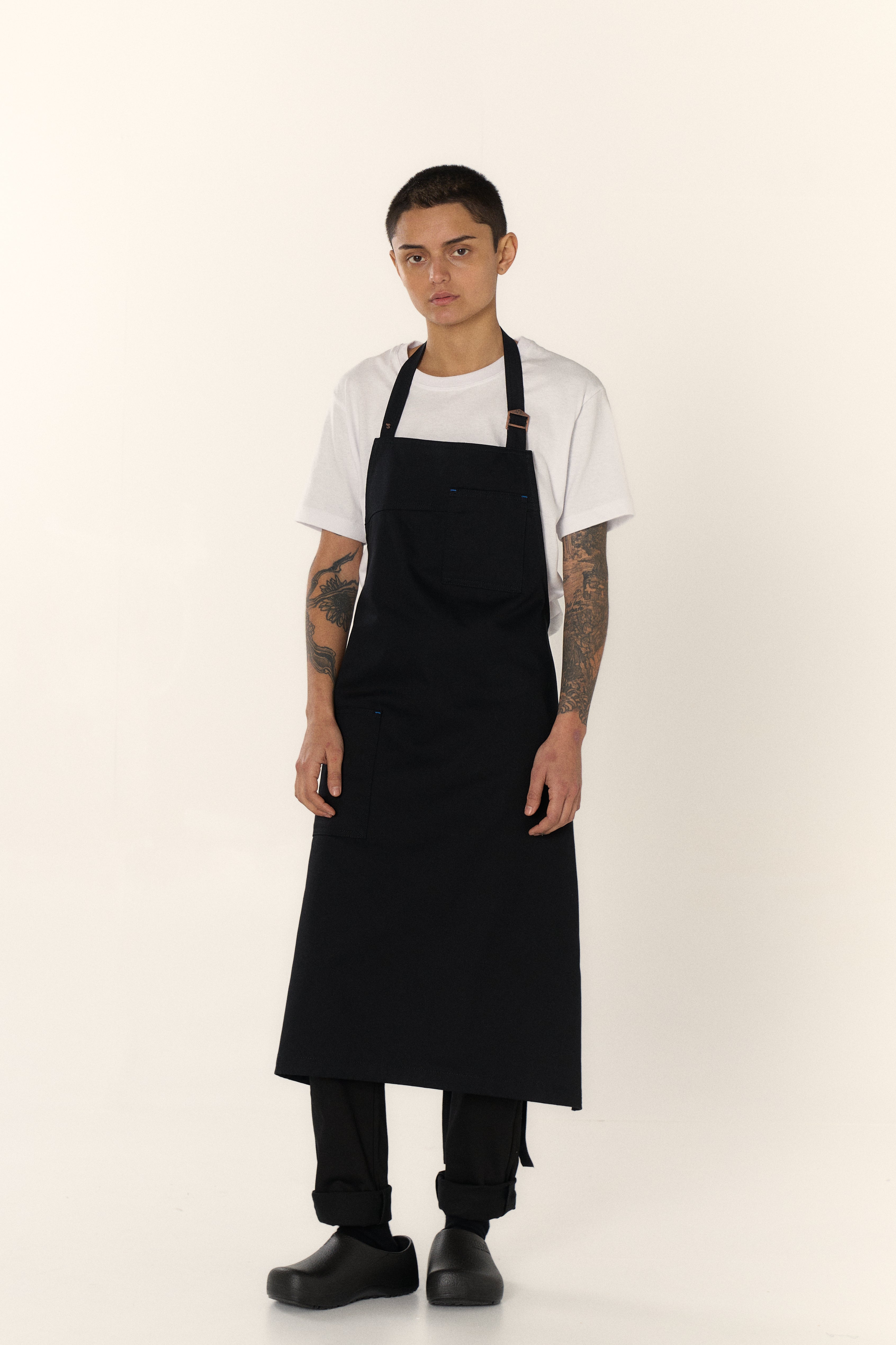 Delantal mugaritz con bolsillo