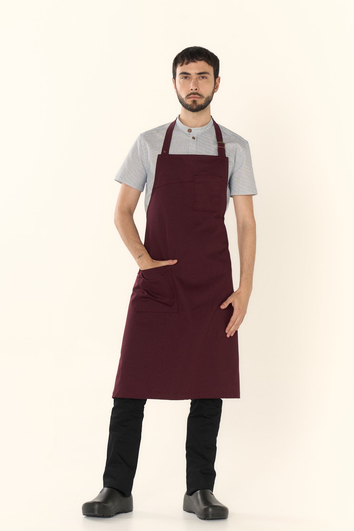 Delantal mugaritz con bolsillo