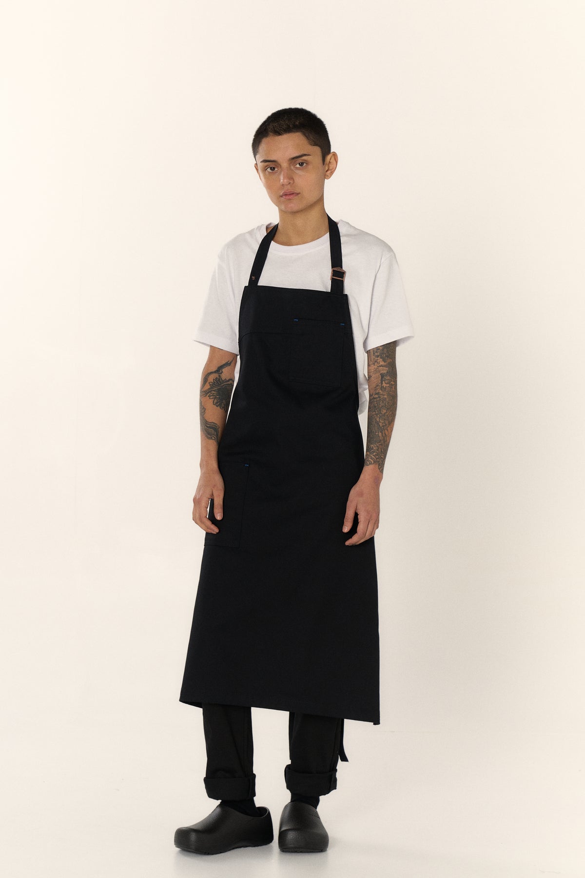 Delantal mugaritz con bolsillo