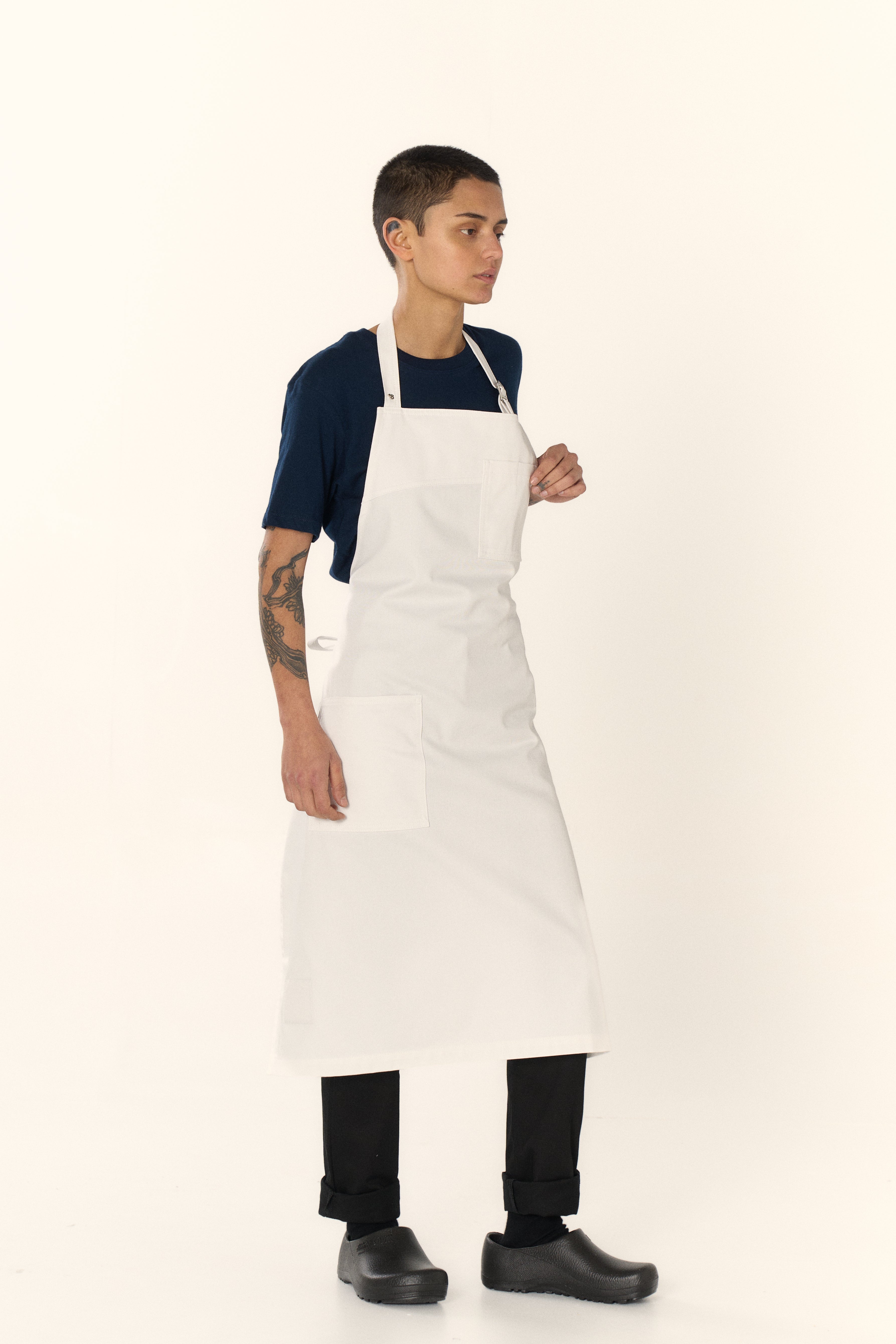 Delantal mugaritz con bolsillo